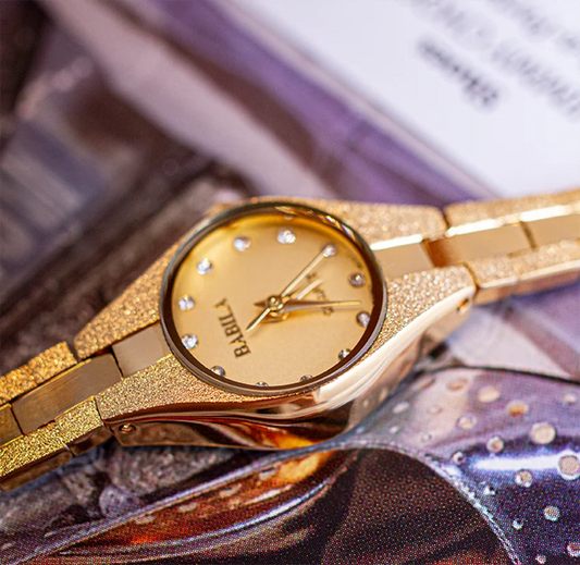 Elegant Retro 24K Gold Watch for Women™