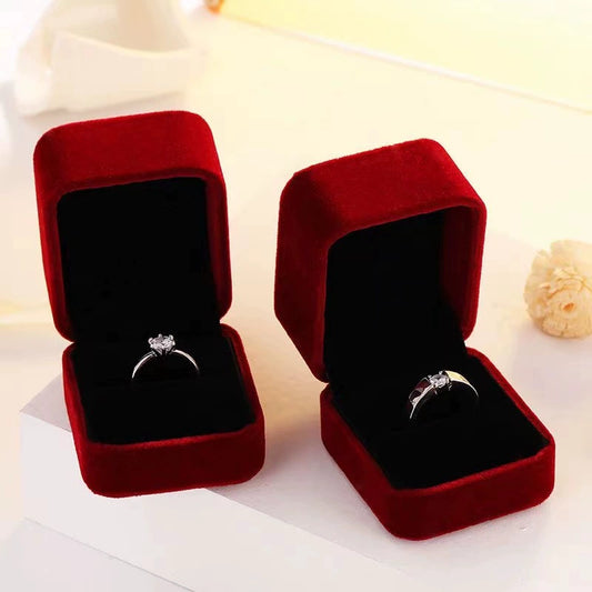 925 Silver Moissanite Engagement Ring for Women – Sparkling Fake Diamond Elegance™