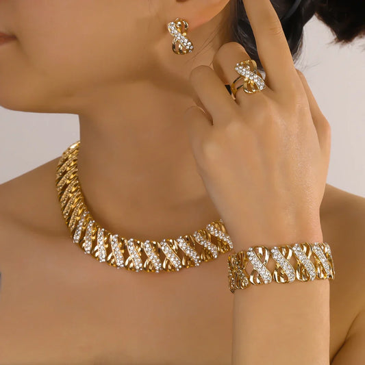Luxury18K Gold Plated Dubai Bridal Jewelry Set – Choker, Earrings & Rings™