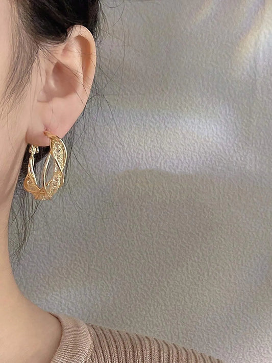 Elegant Gold Mesh Hoop Earrings for Women – Stylish Party Jewelry™